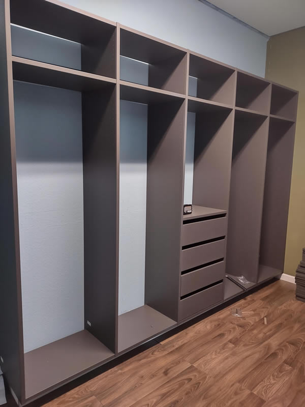 Walk-in Closet